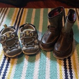 2 pairs little boys shoes